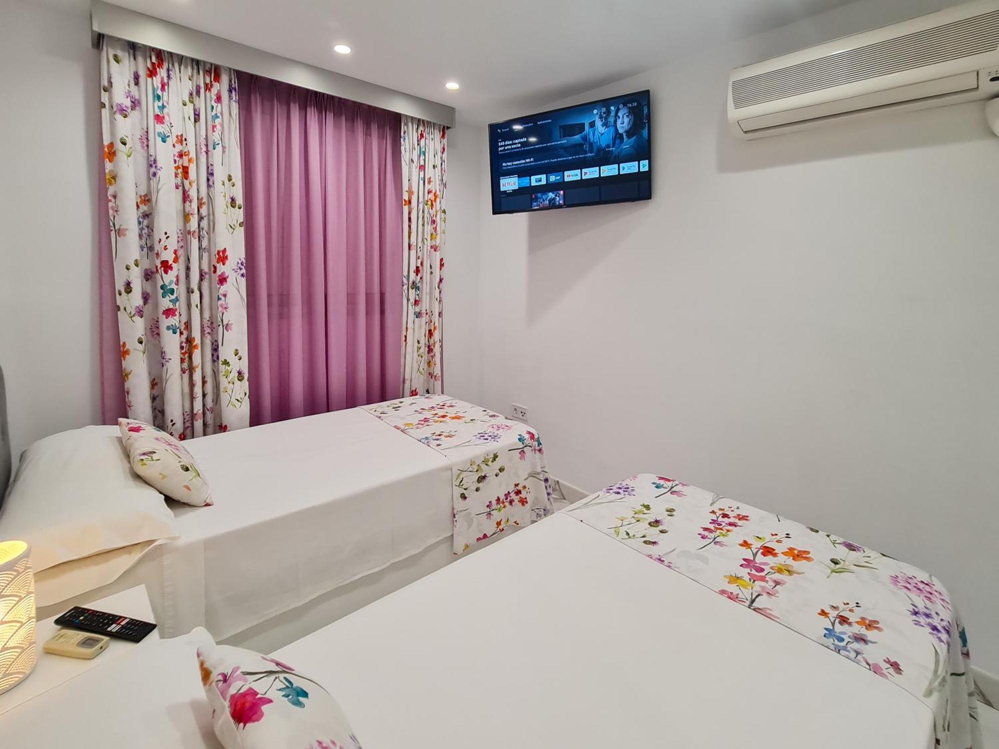 Apartamento Edificio Astoria Бенидорм Экстерьер фото