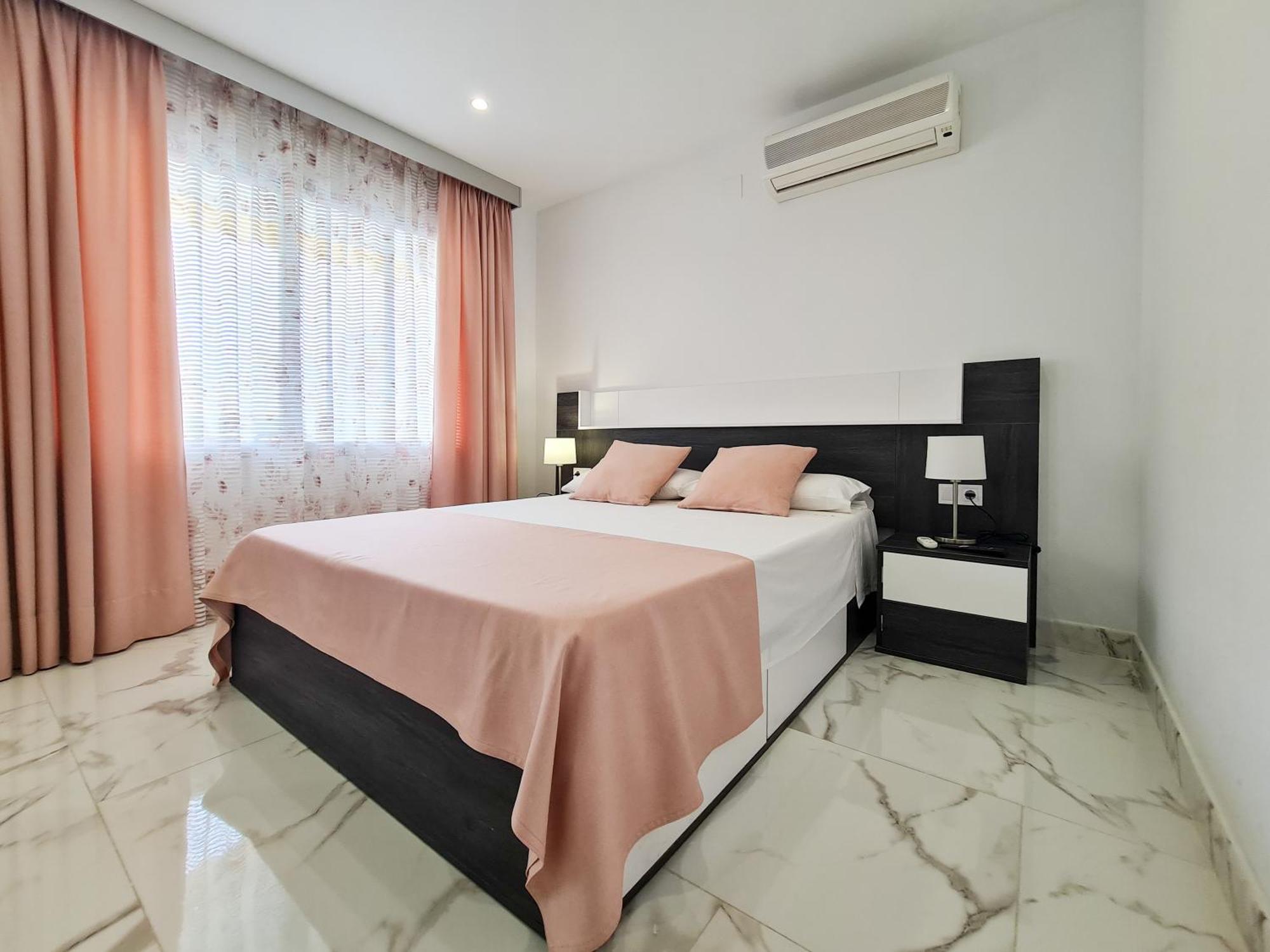 Apartamento Edificio Astoria Бенидорм Экстерьер фото