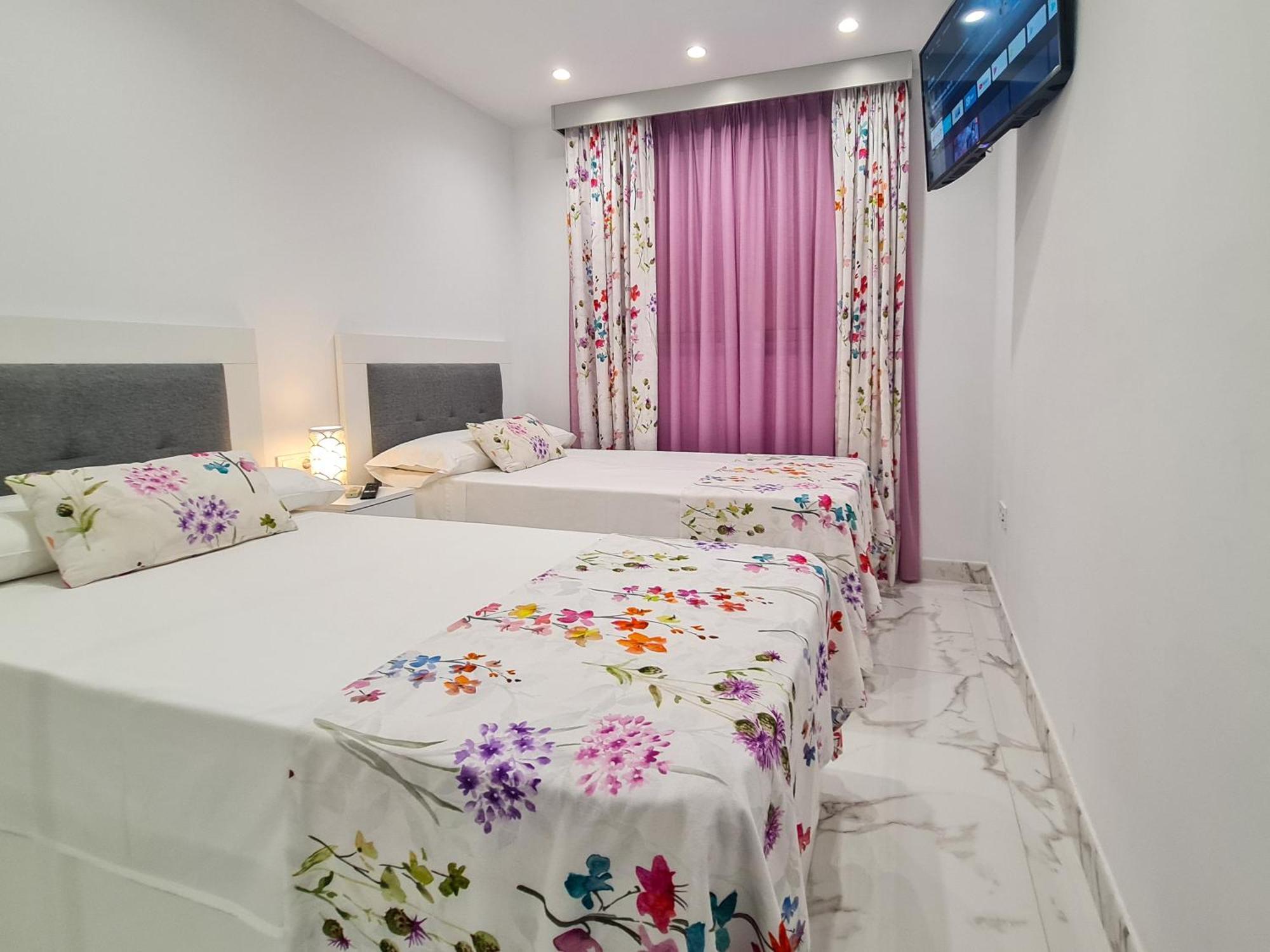 Apartamento Edificio Astoria Бенидорм Экстерьер фото